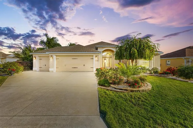 $579,000 | 1852 Sassparilla Way, The Villages, FL 32162