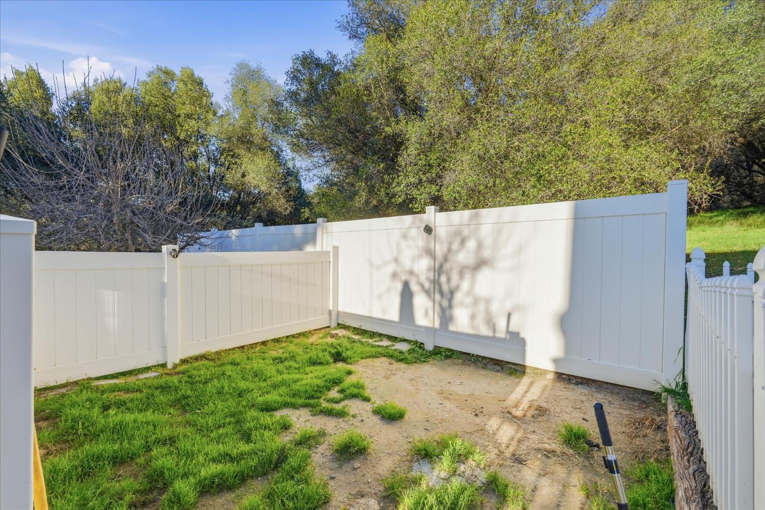 40182 Alerna Way Oakhurst, CA 93644 - Photo 15 of 49