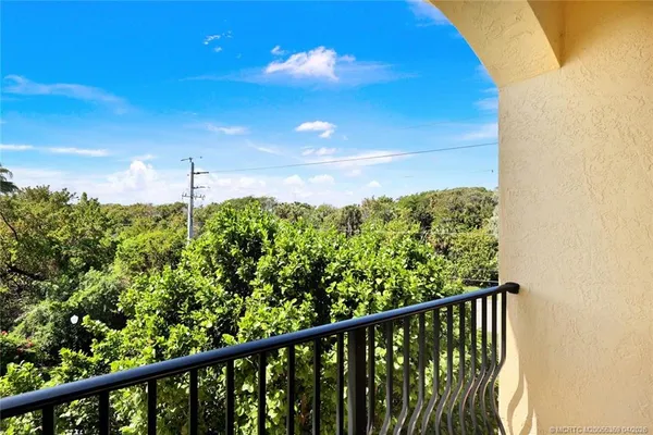$650,000 | 222 Ocean Bay Drive, Jensen Beach, FL 34957