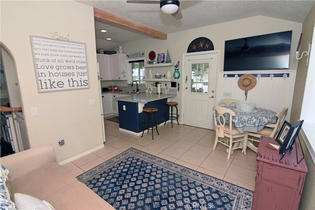 11620 Ridgemark Road Apple Valley, CA 92308 - Photo 9 of 27