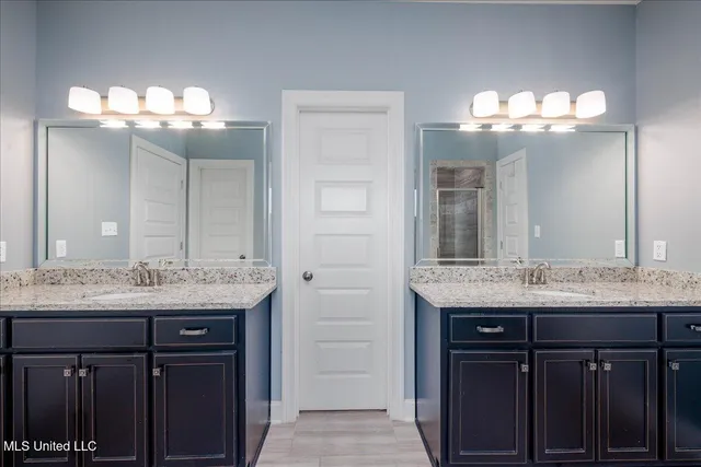 $410,000 | 160 Oak Manor Drive, Coldwater, MS 38618