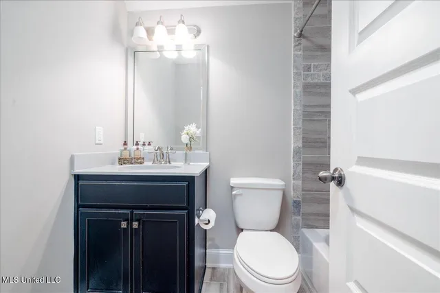 $410,000 | 160 Oak Manor Drive, Coldwater, MS 38618