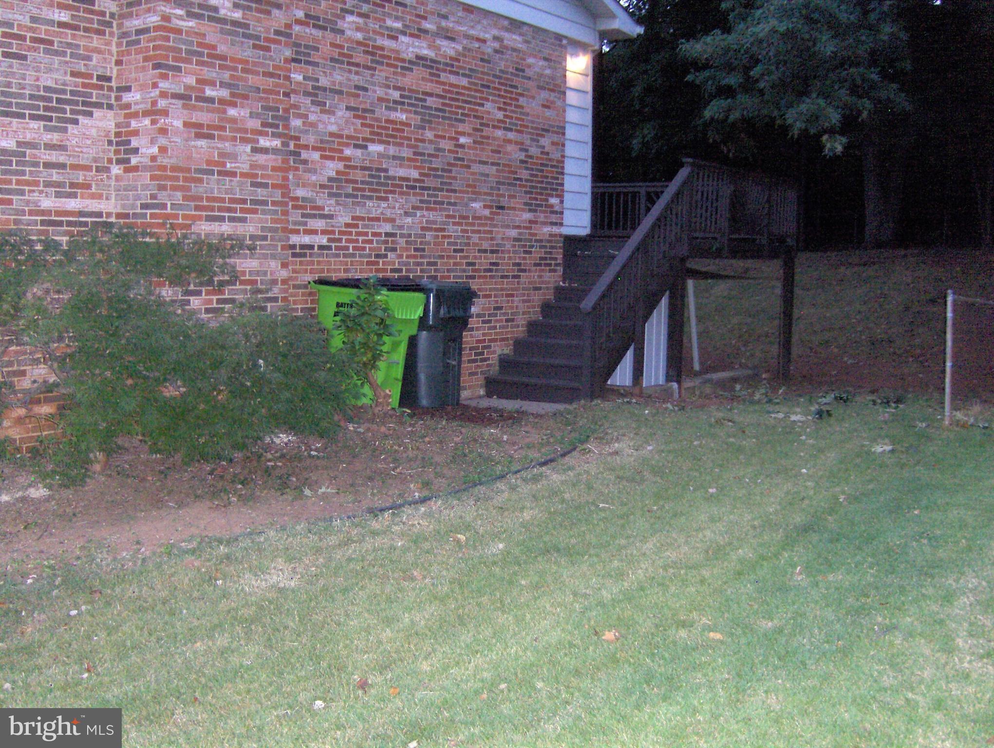 4814 Kilbane Road Woodbridge, VA 22193 - Photo 12 of 21 Exterior side