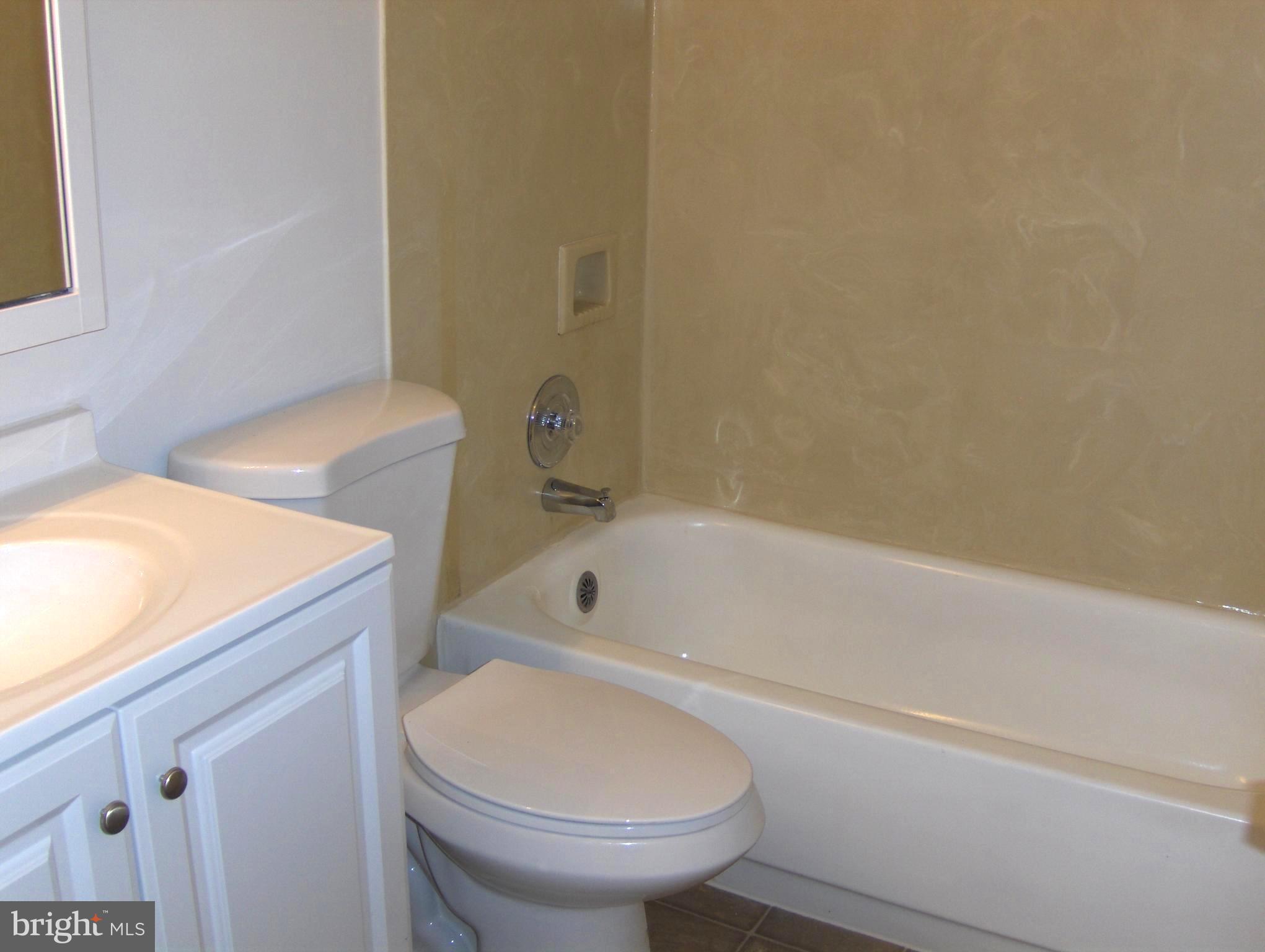 4814 Kilbane Road Woodbridge, VA 22193 - Photo 14 of 21 Bath Lower level