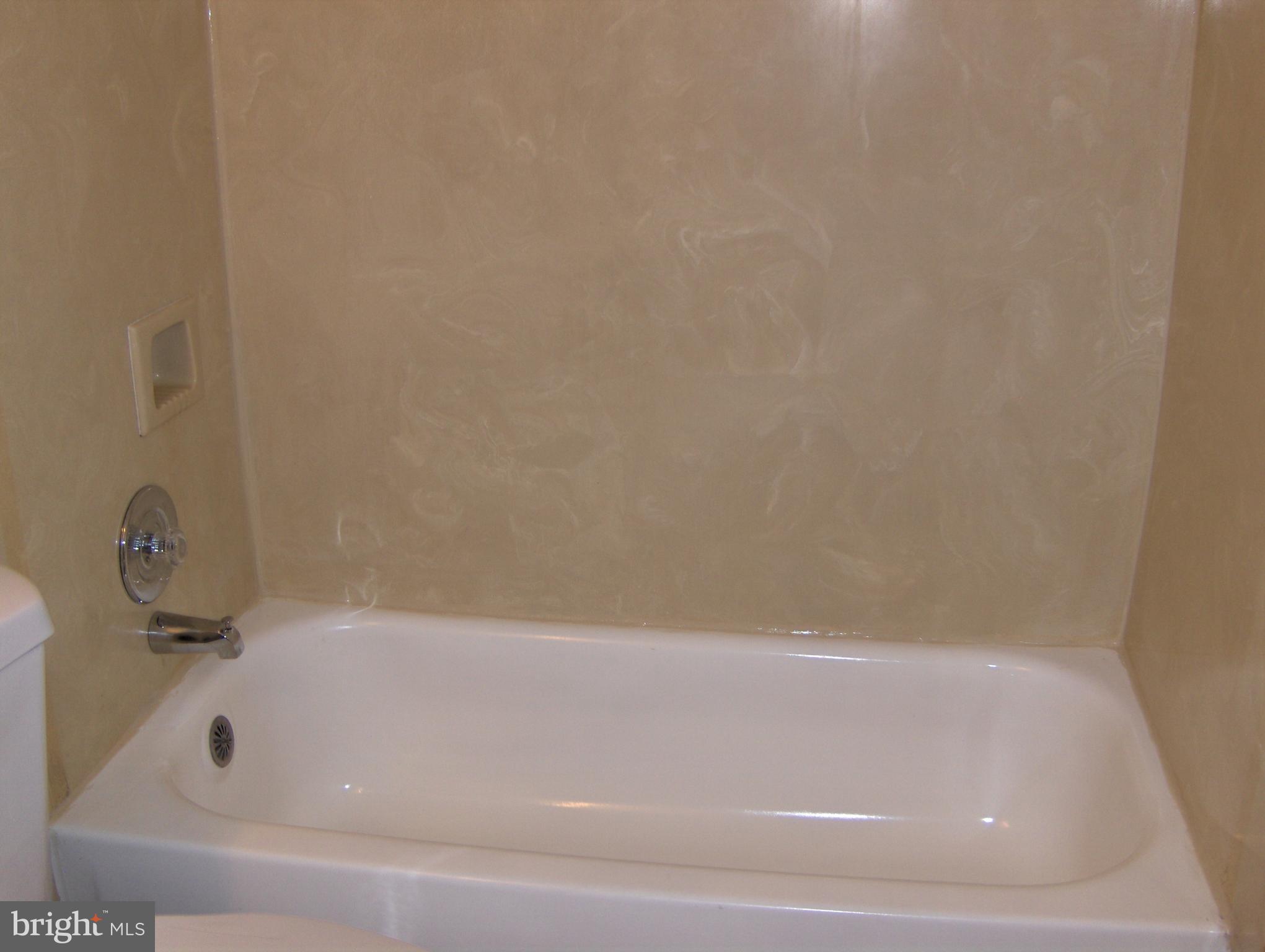 4814 Kilbane Road Woodbridge, VA 22193 - Photo 15 of 21 Bath Lower level