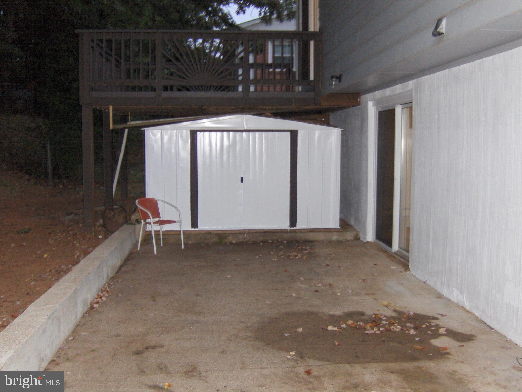 4814 Kilbane Road Woodbridge, VA 22193 - Photo 10 of 21 Exterior patio & shed