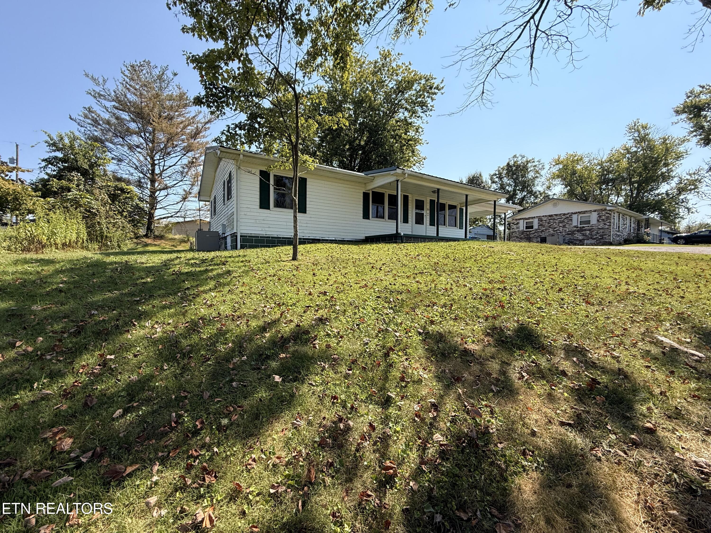 295 Allen Rock Road Ewing, VA 24248 - Photo 14 of 18 IMG_3676
