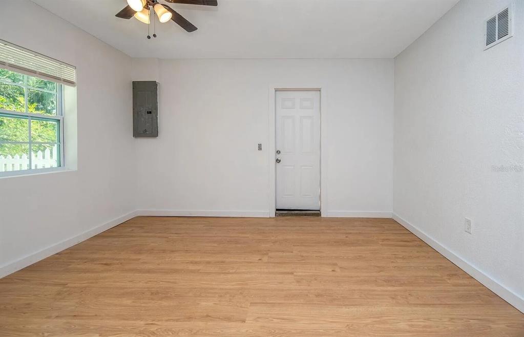 2127 26th Avenue South St. Petersburg, FL 33712 - Photo 16 of 17