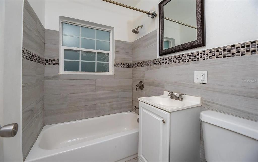 2127 26th Avenue South St. Petersburg, FL 33712 - Photo 7 of 17