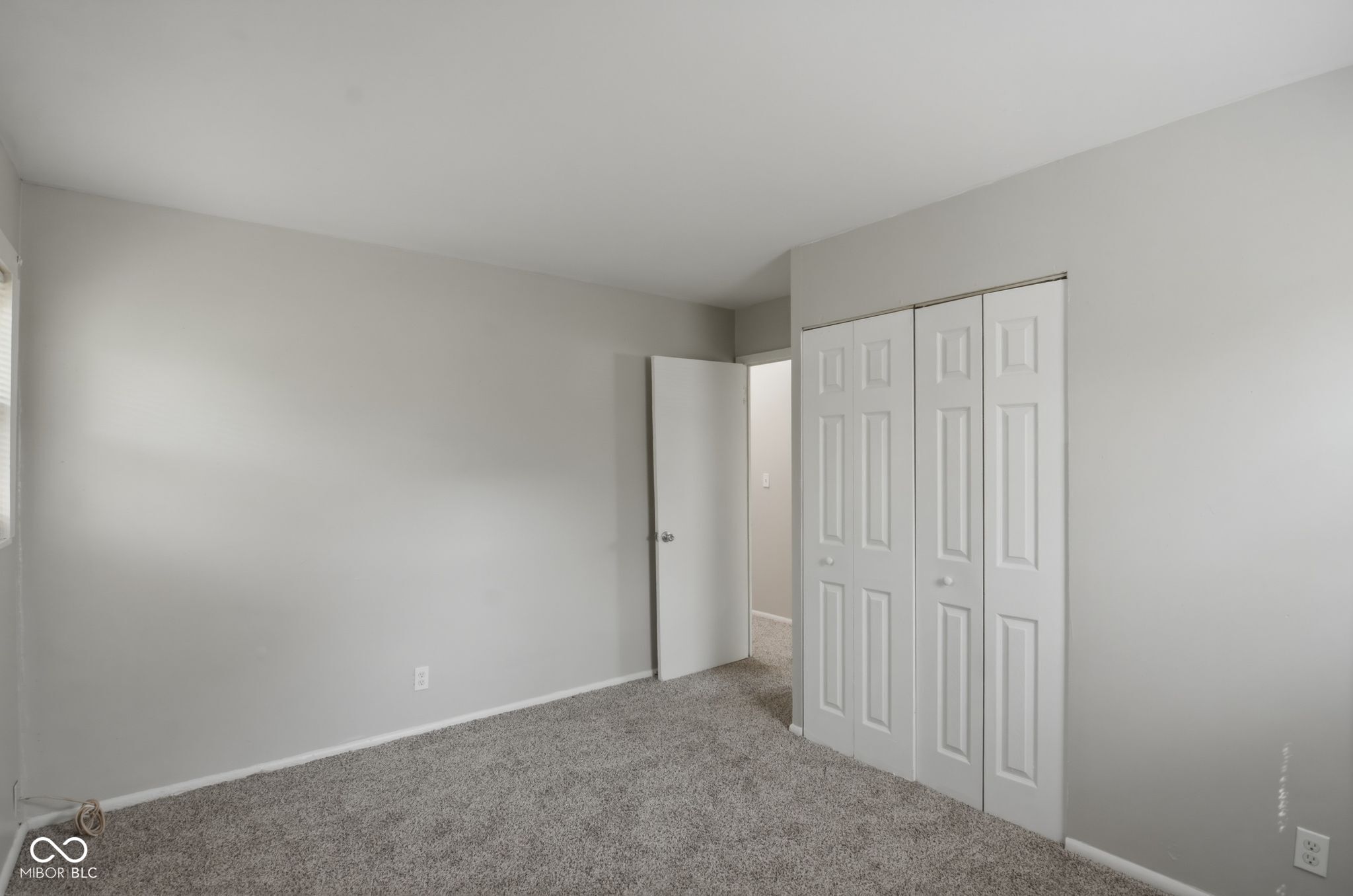 4002 Mitthoeffer Road Indianapolis, IN 46235 - Photo 14 of 36