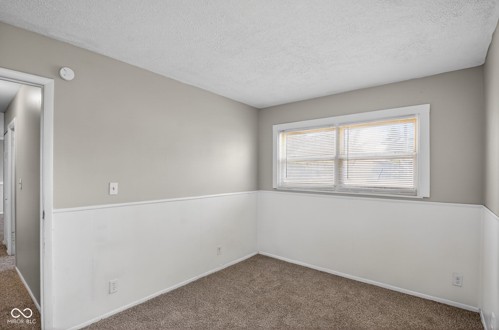 4002 Mitthoeffer Road Indianapolis, IN 46235 - Photo 23 of 36