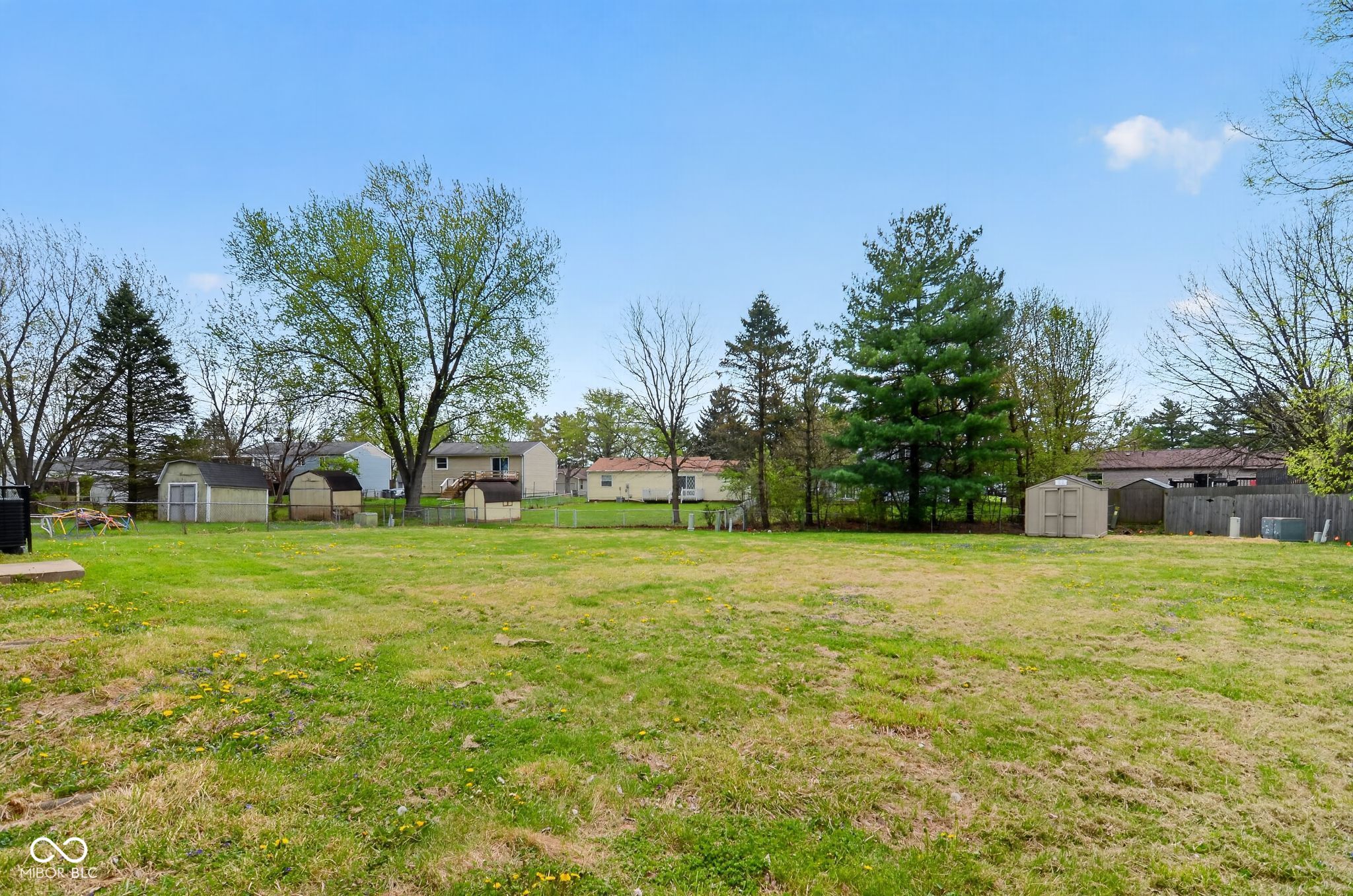 4002 Mitthoeffer Road Indianapolis, IN 46235 - Photo 34 of 36