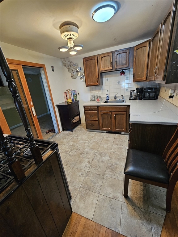 186 Ridge Road Marlborough, MA 01752 - Photo 22 of 41