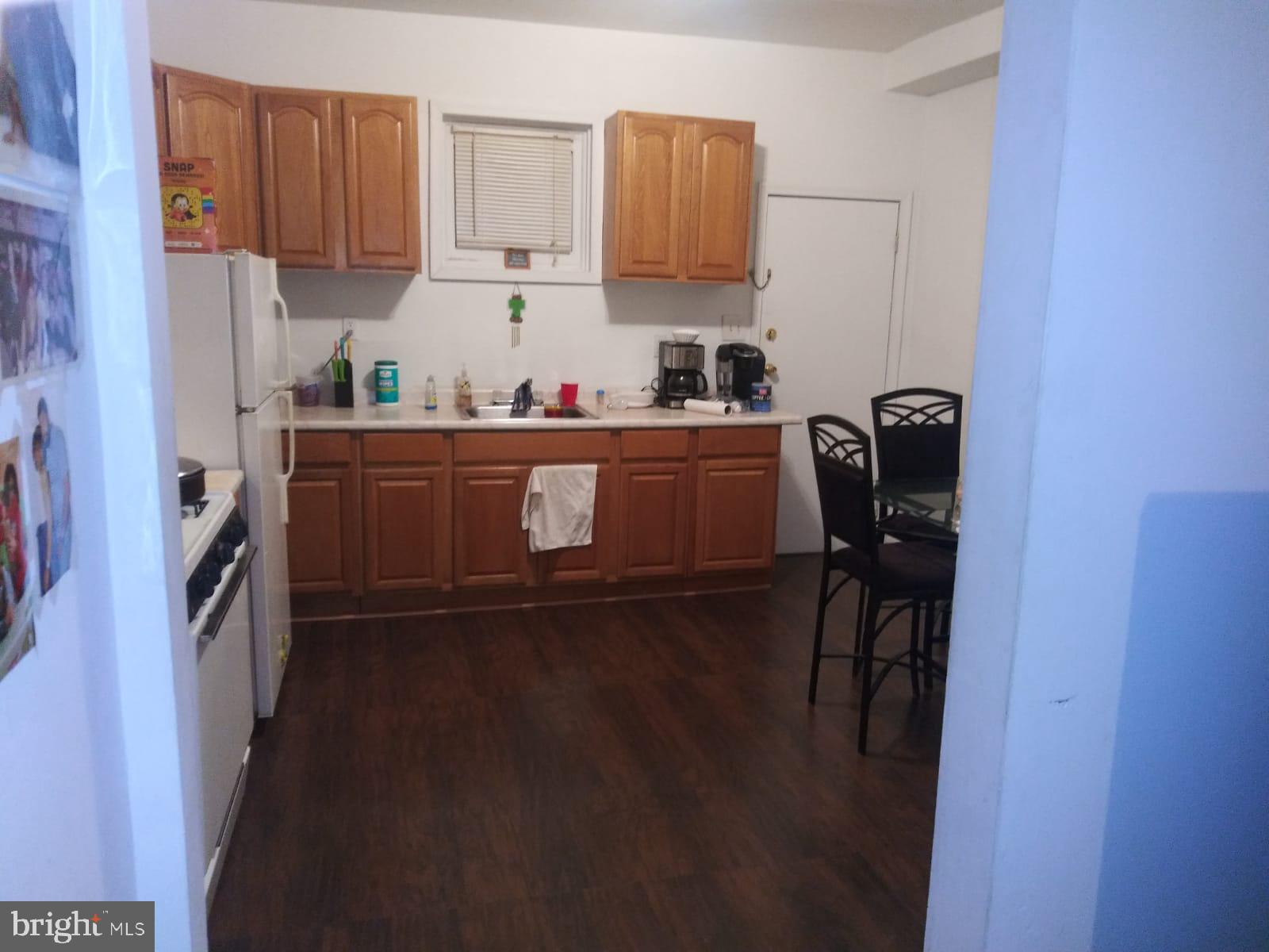 963 Jackson Street Camden, NJ 08104 - Photo 3 of 8