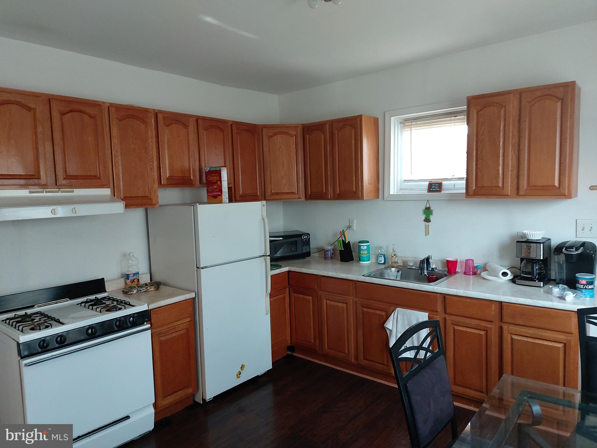 963 Jackson Street Camden, NJ 08104 - Photo 5 of 8