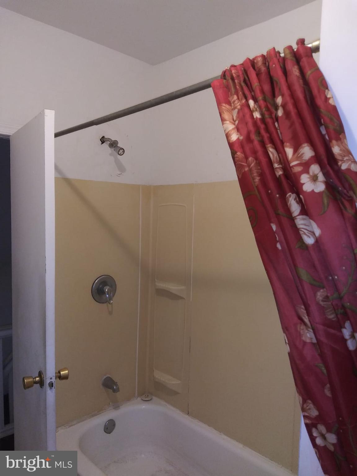 963 Jackson Street Camden, NJ 08104 - Photo 7 of 8