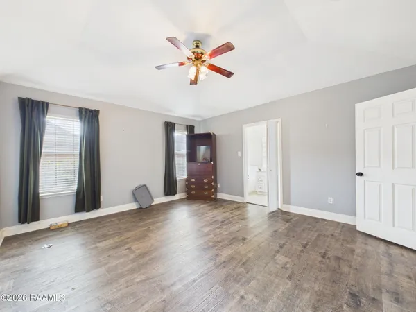 $1,900 | 115 La Rue Vil, Lafayette, LA 70508