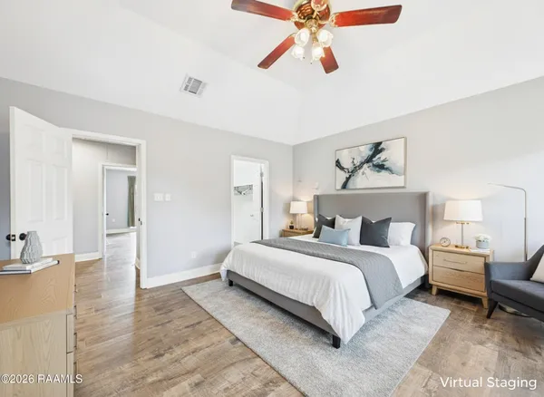 $2,000 | 115 La Rue Vil, Lafayette, LA 70508
