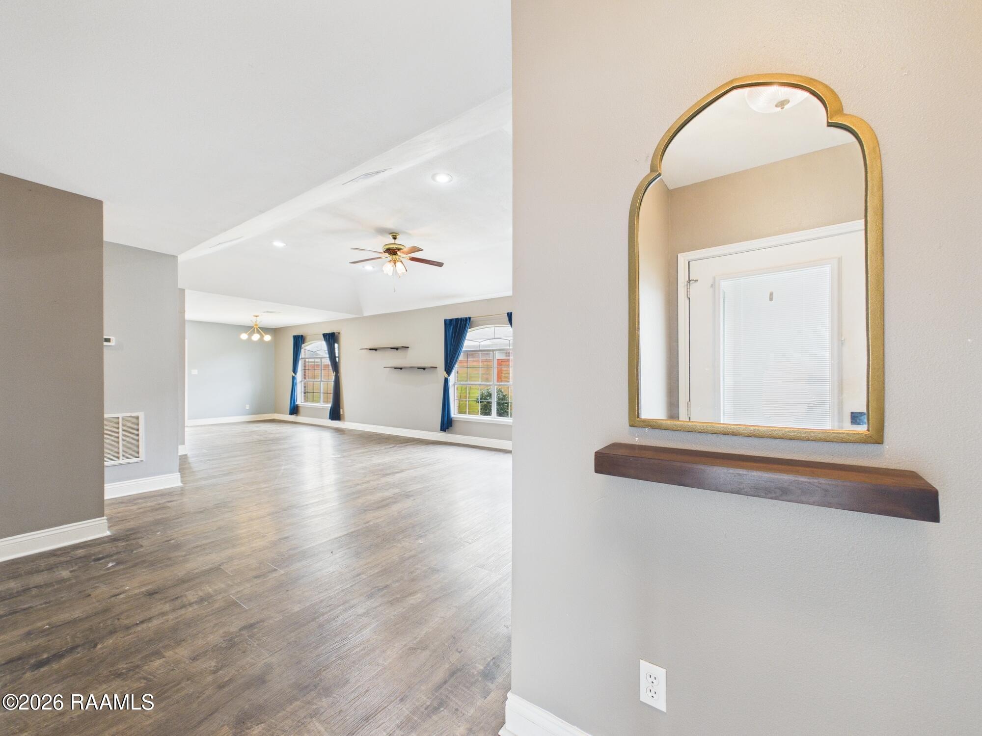 115 La Rue Vil Lafayette, LA 70508 - Photo 2 of 39 CAM06258G6-PR0046-STILL003