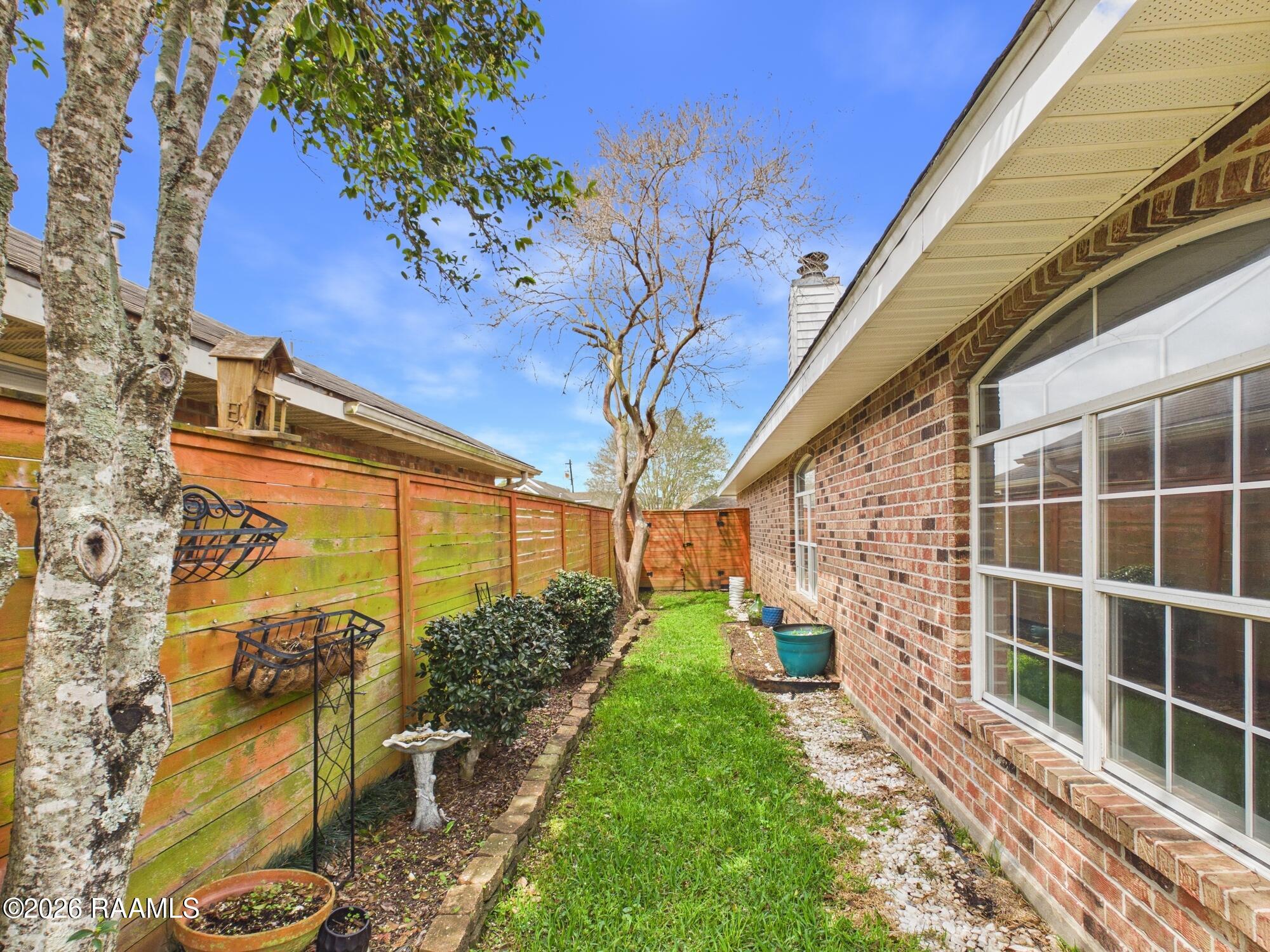 115 La Rue Vil Lafayette, LA 70508 - Photo 33 of 39 CAM06258G6-PR0046-STILL031