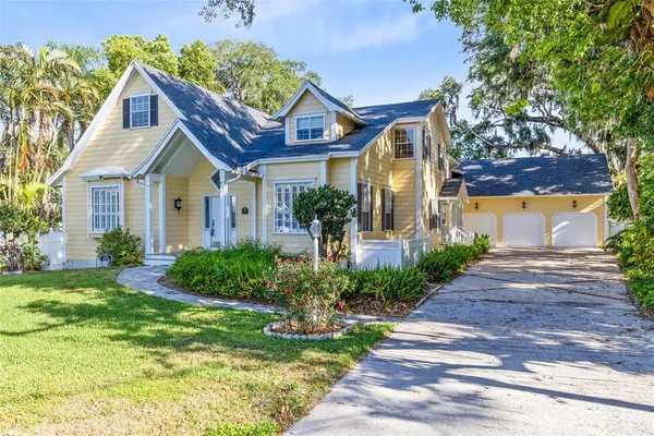 $794,000 | 910 Cypress Avenue, St. Cloud, FL 34769
