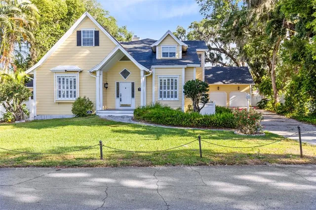 $824,000 | 910 Cypress Avenue, St. Cloud, FL 34769