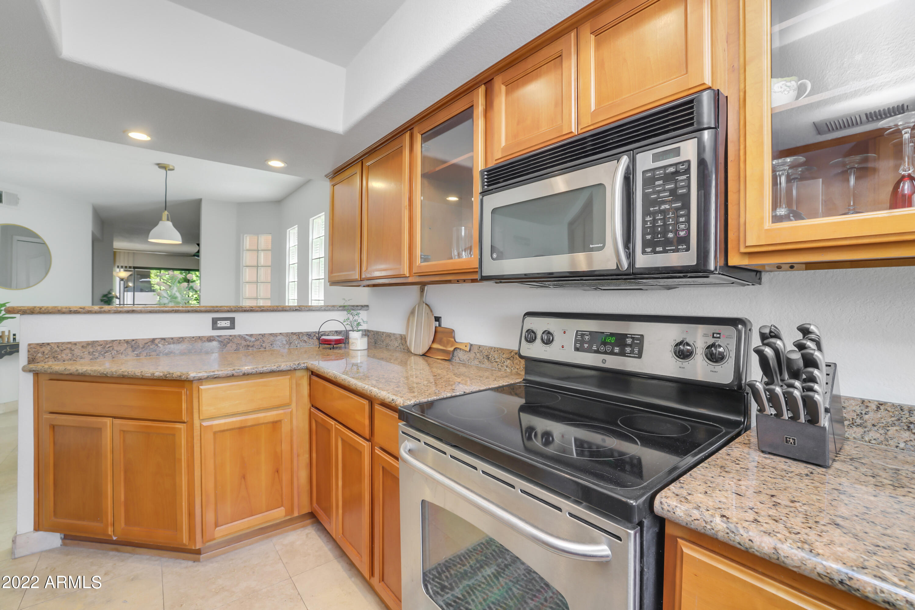 3235 East Camelback Road, Unit 205 Phoenix, AZ 85018 - Photo 6 of 18 0H0A7561