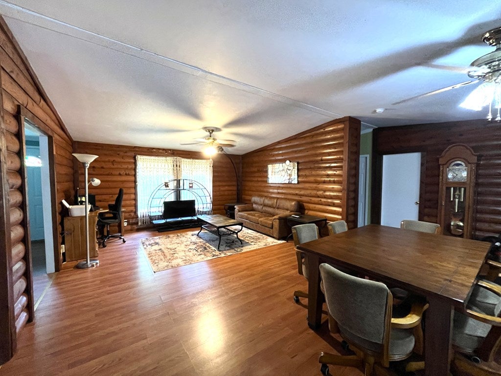 1451 Birchtree Road Hillsville, VA 24343 - Photo 17 of 33 Gallery Image 17