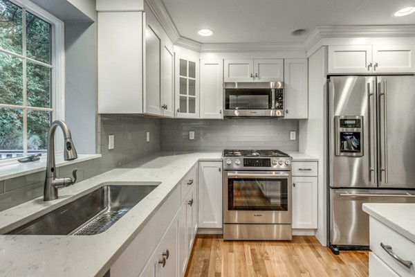 4 Olde Coach Road North Reading, MA 01864 - Photo 9 of 30 Gallery Image 9