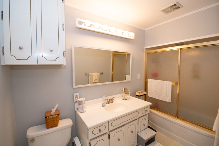 17213 Ireland Road South Bend, IN 46614 - Photo 18 of 36 Gallery Image 18