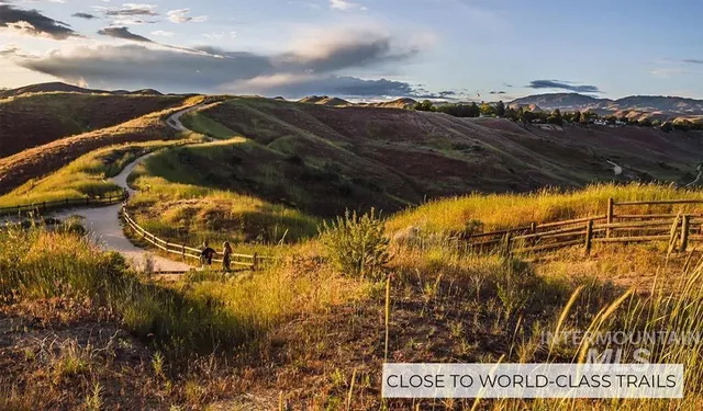 $825,000 | 3362 East Dowling Mill Court, Boise, ID 83706