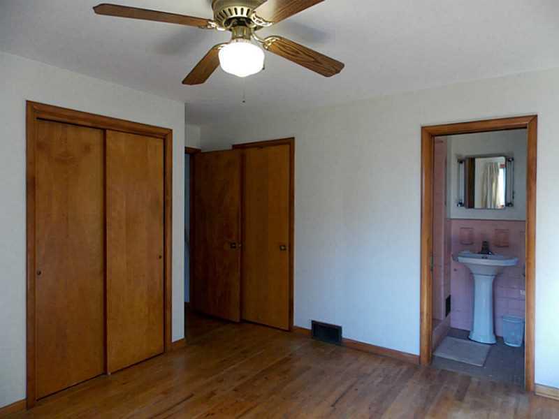 149 Forsythe Road Valencia, PA 16059 - Photo 16 of 25 Master Bedroom.