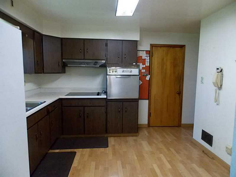 149 Forsythe Road Valencia, PA 16059 - Photo 6 of 25 Kitchen.