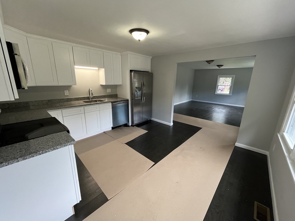 1926 Barre Road Hardwick, MA 01031 - Photo 5 of 16