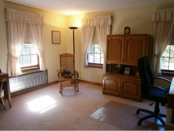 92 Zion Hill Road Salem, NH 03079 - Photo 17 of 23 Gallery Image 17
