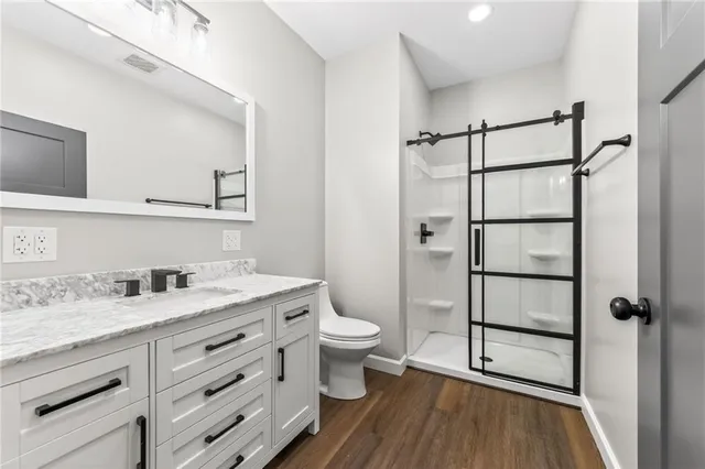 $485,000 | 201 Northeast Shinn Lane, Lathrop, MO 64465