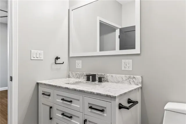 $485,000 | 201 Northeast Shinn Lane, Lathrop, MO 64465