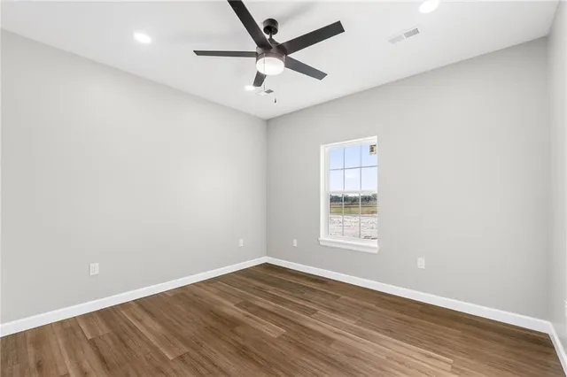 $485,000 | 201 Northeast Shinn Lane, Lathrop, MO 64465