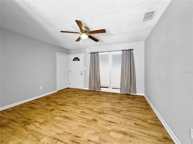 $2,300 | 1003 County Road 17A West, Avon Park, FL 33825