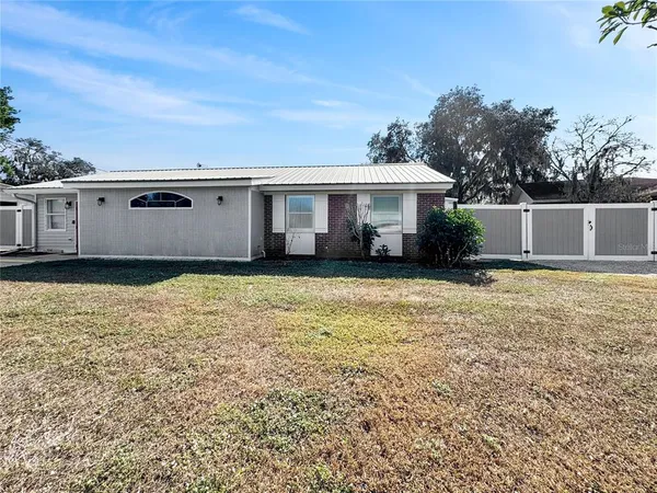 $2,300 | 1003 County Road 17A West, Avon Park, FL 33825