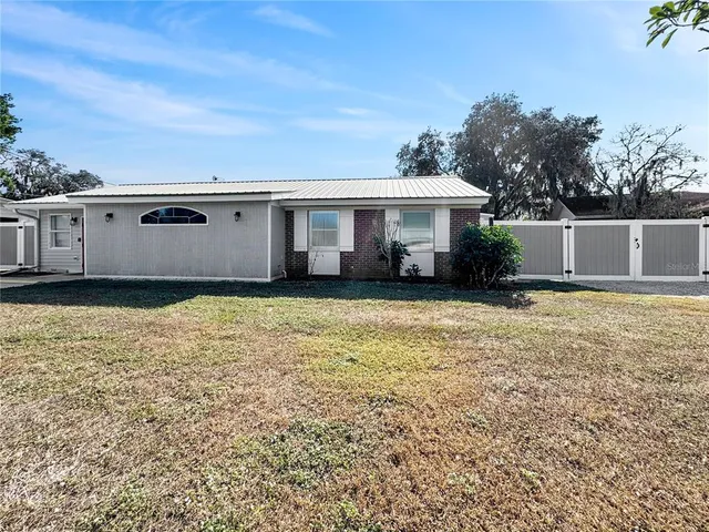 $2,300 | 1003 County Road 17A West, Avon Park, FL 33825