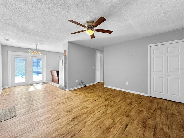 $2,300 | 1003 County Road 17A West, Avon Park, FL 33825