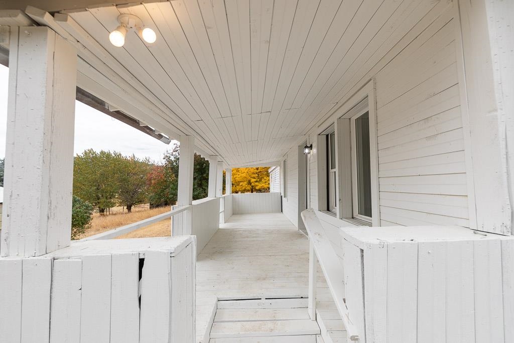 731 Townsend-Sackman Road Colville, WA 99114 - Photo 5 of 45