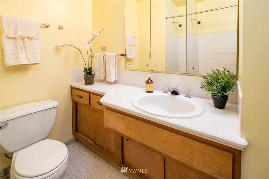631 13th Way Southwest Edmonds, WA 98020 - Photo 18 of 25 Gallery Image 18