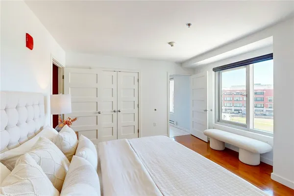 $729,000 | 200 Exchange Street, Unit 712, Providence, RI 02903