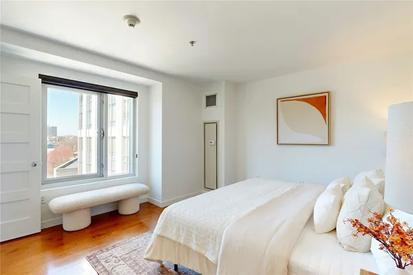 $729,000 | 200 Exchange Street, Unit 712, Providence, RI 02903