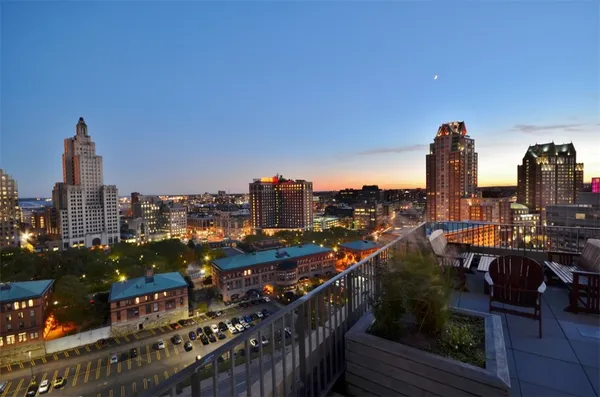 $729,000 | 200 Exchange Street, Unit 712, Providence, RI 02903