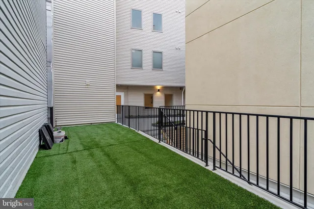 $2,075 | 1643 North 2nd Street, Unit 302, Philadelphia, PA 19122