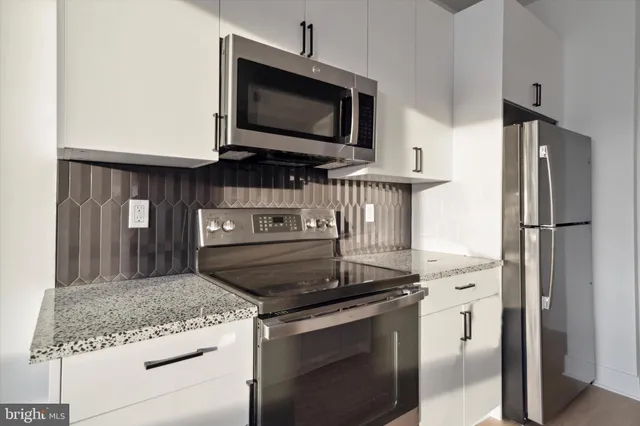 $2,075 | 1643 North 2nd Street, Unit 302, Philadelphia, PA 19122