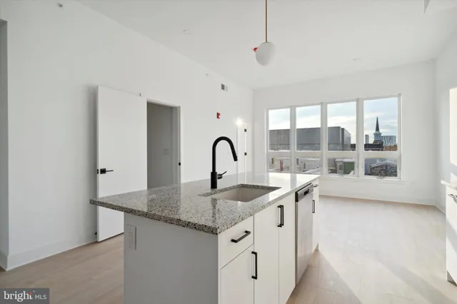 $2,075 | 1643 North 2nd Street, Unit 302, Philadelphia, PA 19122